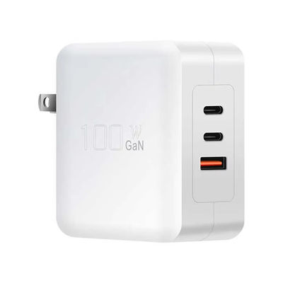 Snel Opladen 100W PD Universele Stroomadapter met 3-Poorts USB Magnetische GAN Draadloze Oplader voor Telefoons Europese en Amerikaanse Stopcontacten