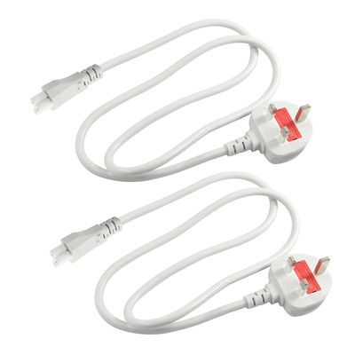 Grijze UK naar C5 netsnoer 1.5M 3-polige klaverbladkabel 250V 2.5A