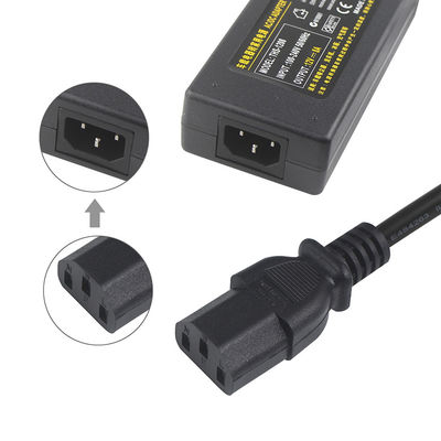 10A IEC Vrouwelijk einde C20 tot C13 Elektriciteitskabel VDE 2 Ft Zwarte verlengkabel