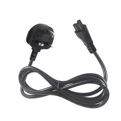 16A BS Standaard elektriciteitskabel met 3*1,5 kabel en stroomoverspanning volgens IEC C5