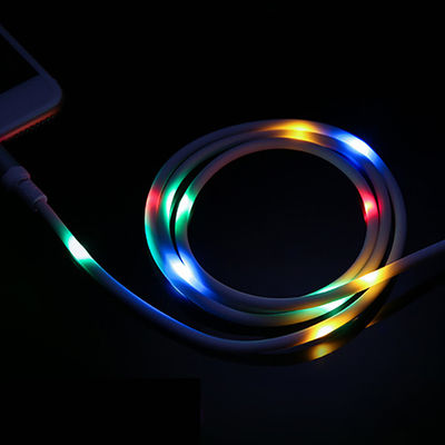 Stemcontrole Kleurrijke LED-verlichting Micro USB-datakabel voor telefoon