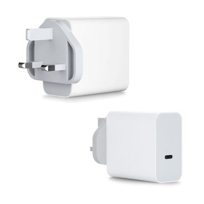 UK Plug Fast Type C Mobiele telefoon Muuroplader 5V 9V 12V 3A 15V 2.6A PD 36W 45W