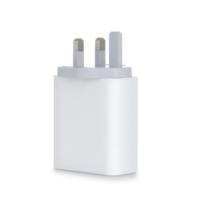UK Plug Fast Type C Mobiele telefoon Muuroplader 5V 9V 12V 3A 15V 2.6A PD 36W 45W