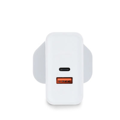 UK Plug Fast Type C Mobiele telefoon Muuroplader 5V 9V 12V 3A 15V 2.6A PD 36W 45W