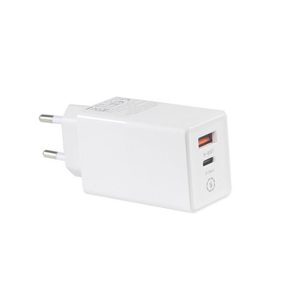 Laptop QC Type C Dual PD Charger 65W Uitgang 15V 3A voor snel opladen Reisadapter