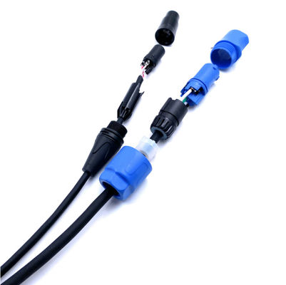 Vlamvertragende industriële audio-stadiumstroomvoorziening 15A nominale stroom 3-pin IP44-nominale vergrendeling PowerCON-compatibele connector