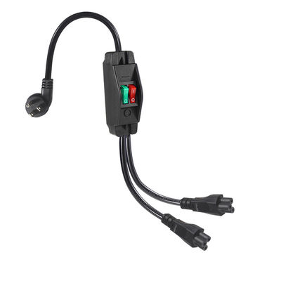 Premium Heavy Duty Right Angle NEMA 5-15P tot Dual IEC C5 Power Splitter met schakelaar voor Home Office Electronics 125V 10A