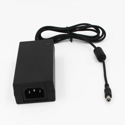 120W Desktop Power Adapter 100-240V wisselstroom met C14 C8 C6 Input