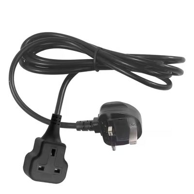 UK Fused Power Extension Lead 13A 250V Man naar Vrouw