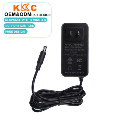 US Standaard 12V 5A DC Voeding met 5,5x2,1mm Barrel Connector voor LED Strip Verlichting, Elektrische motor / Waterpomp